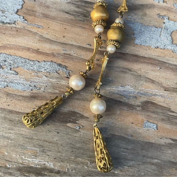 Vintage Faux Pearl & Goldtone Extra Long Dangle Earring - Picture 4 of 11